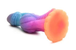 Glow-In-The-Dark Alien Dildo