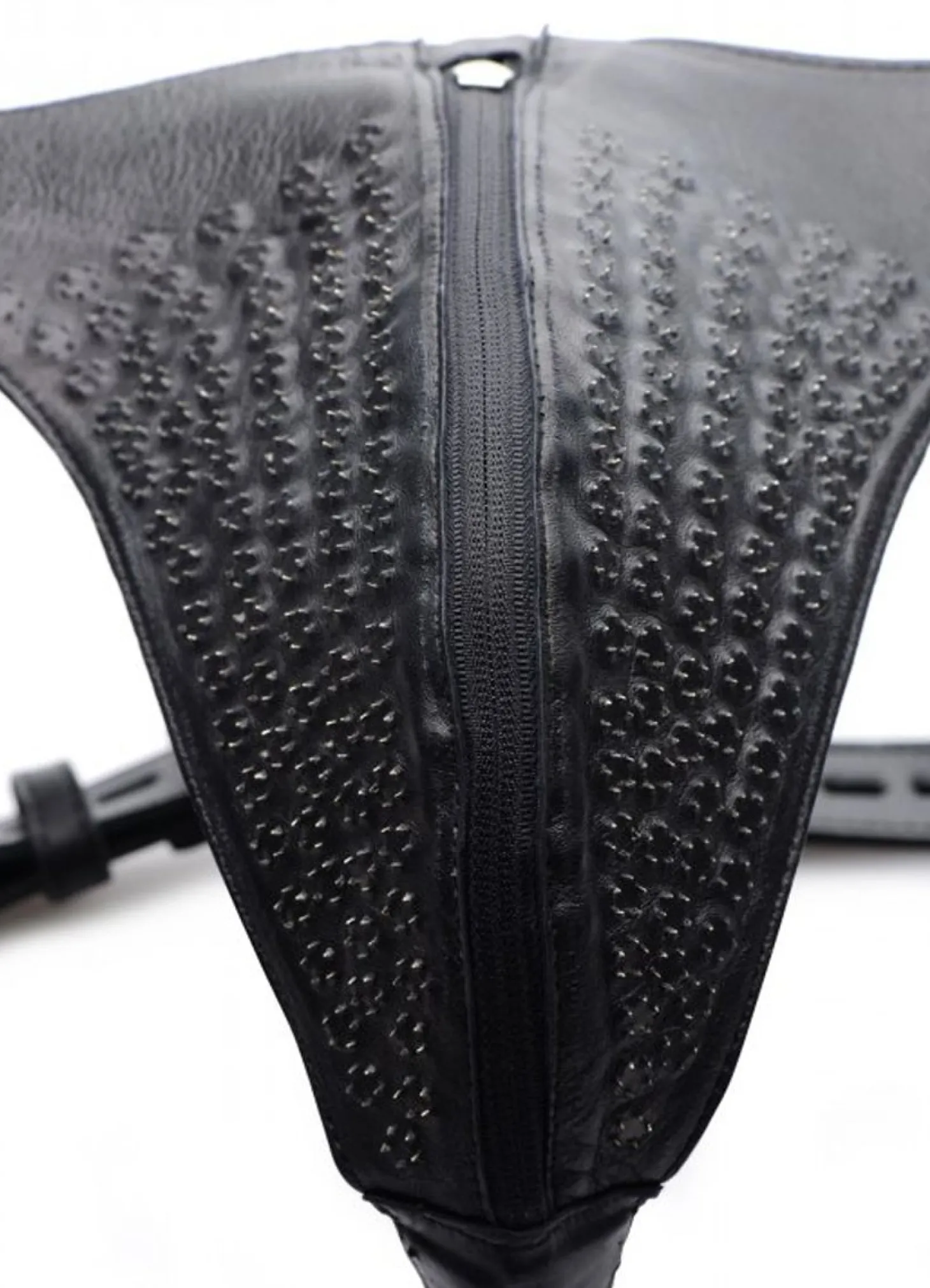 Spiked Leather Kuisheidsgordel Met Spikes