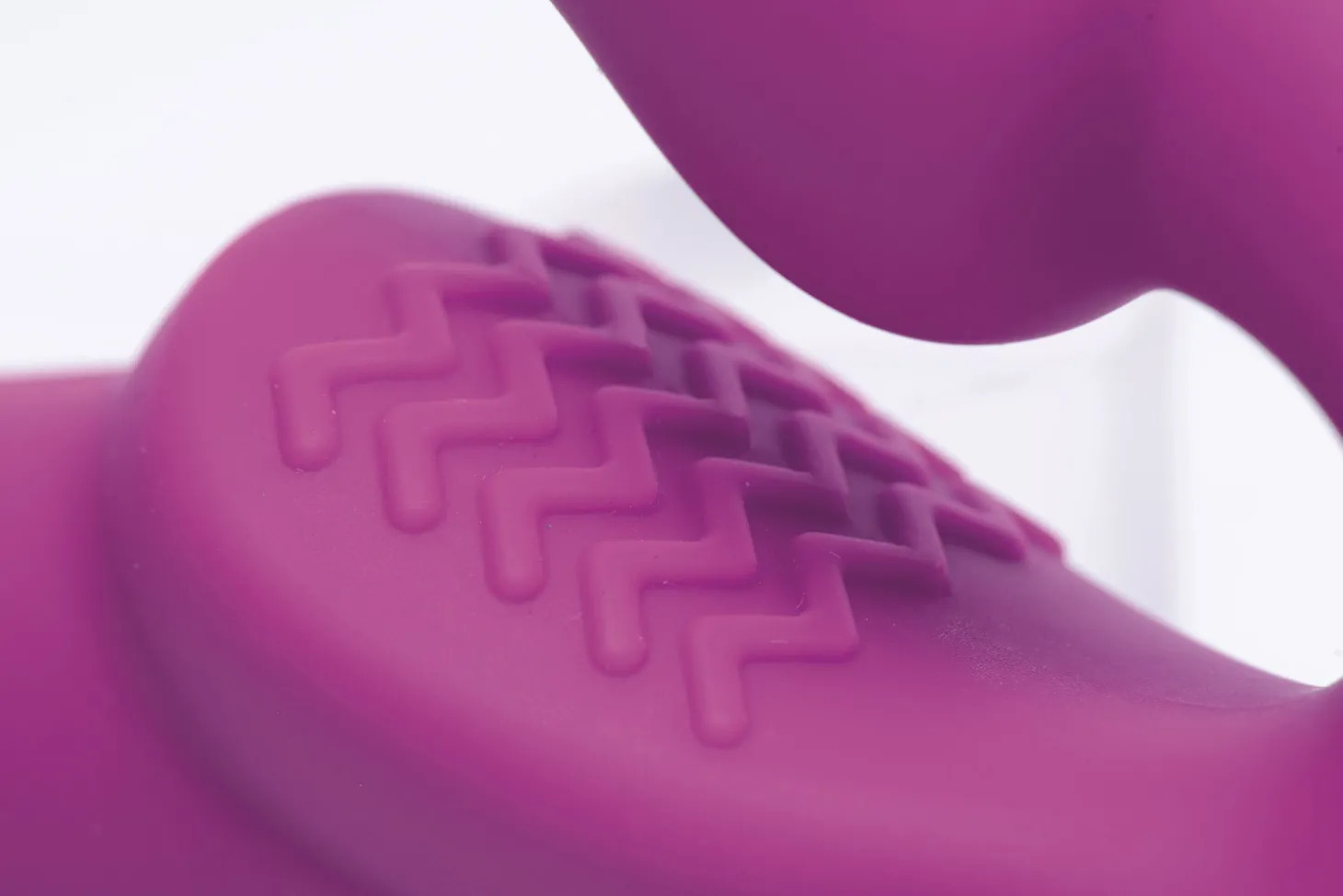 Strap U - Evoke Strapless Strap On Dildo