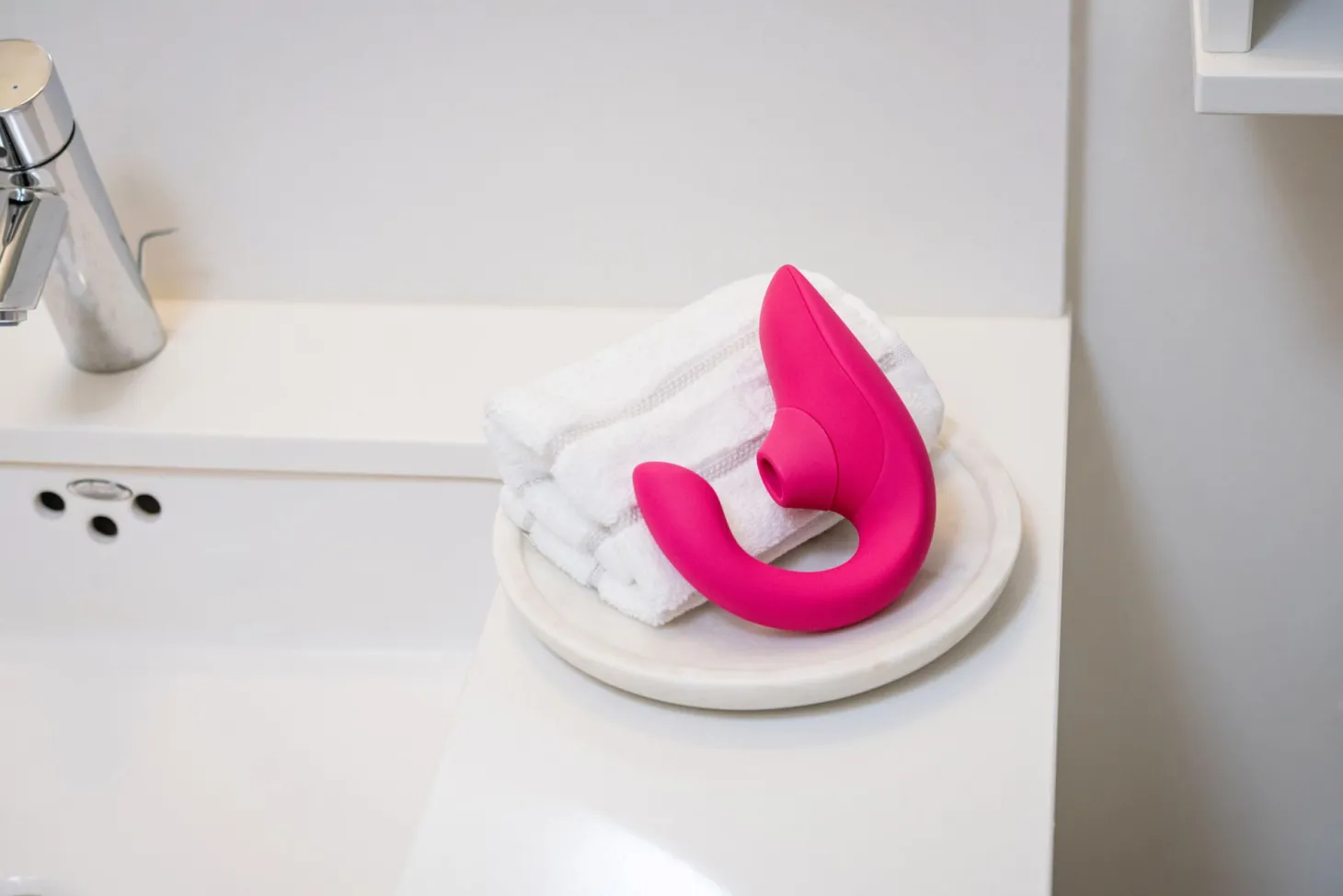 Womanizer - Blend - Vibrant Pink