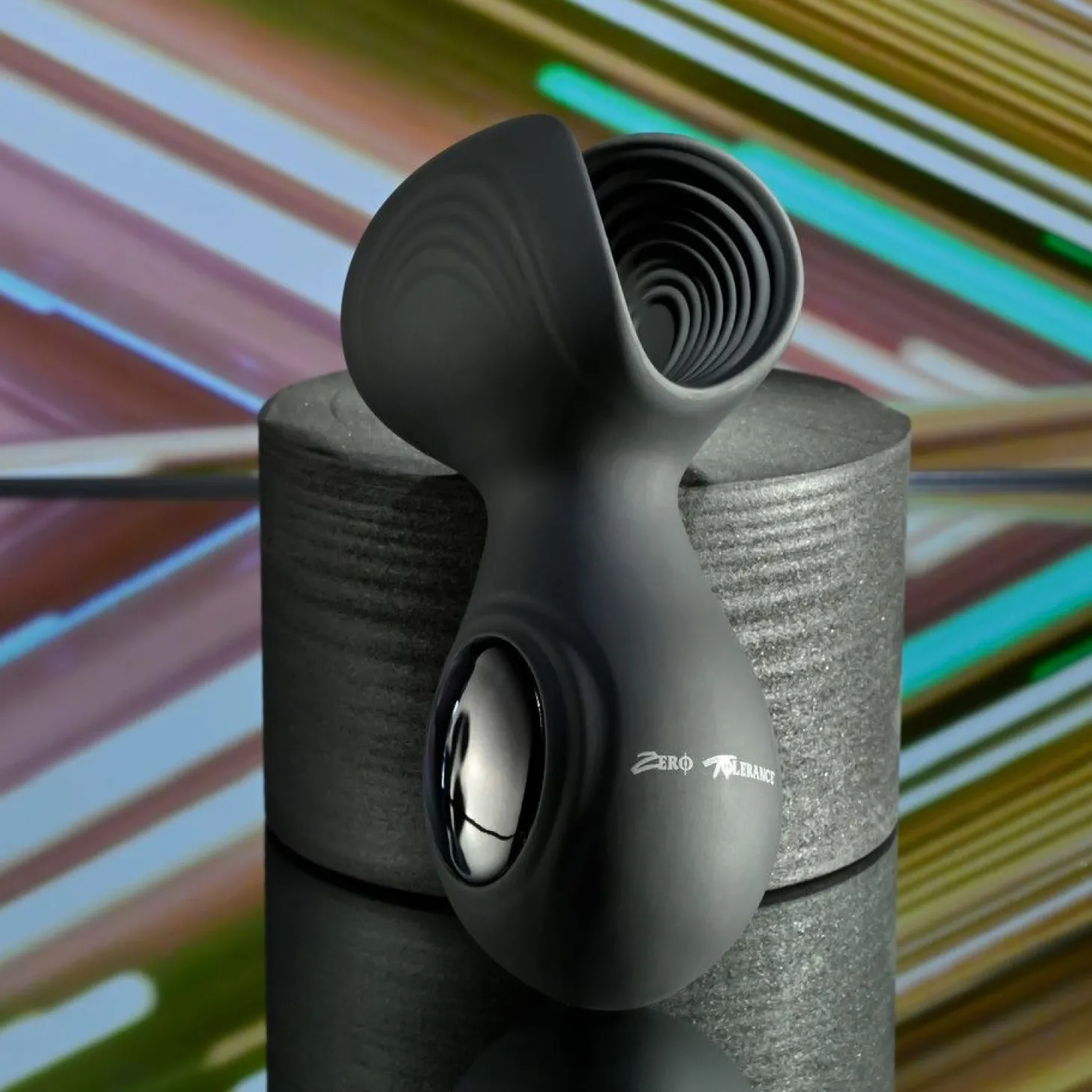 Zero Tolerance - Handy Helper Vibrerende Stroker
